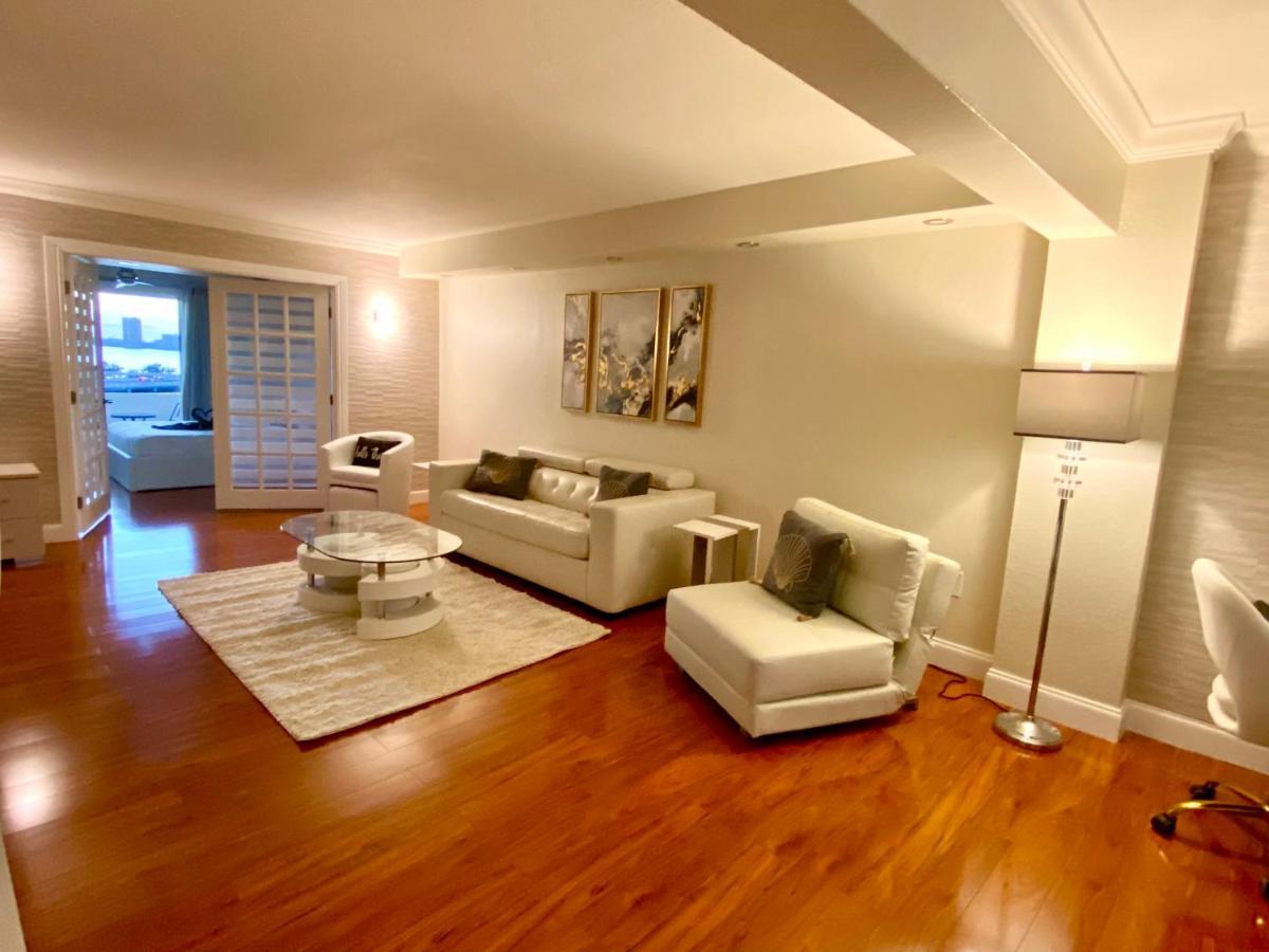 Deluxe Waterfront One Bedroom Apartment With Miami Skyline View, Free Parking 5 Mins Drive To Miami Beach Luaran gambar