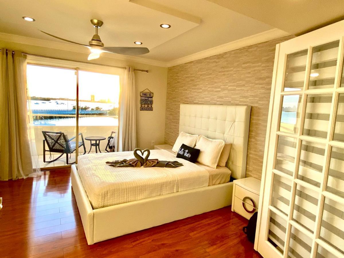 Deluxe Waterfront One Bedroom Apartment With Miami Skyline View, Free Parking 5 Mins Drive To Miami Beach Luaran gambar