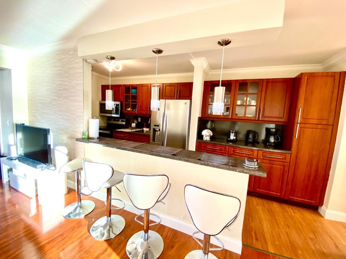Deluxe Waterfront One Bedroom Apartment With Miami Skyline View, Free Parking 5 Mins Drive To Miami Beach Luaran gambar